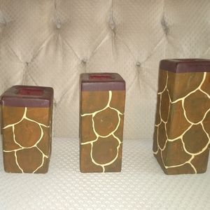 Ceramic candle holders with candle